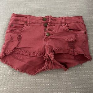 women’s maroon shorts